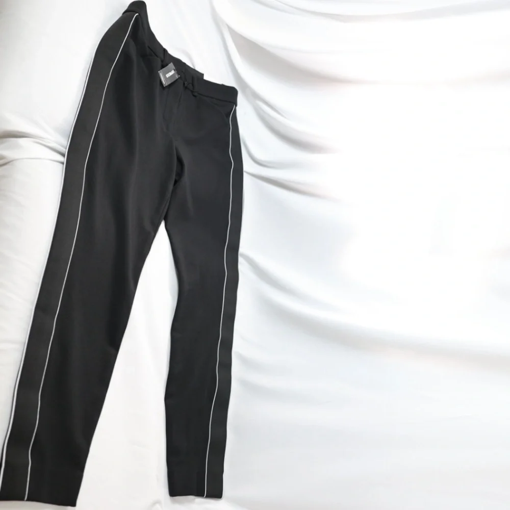 🅽🅴🆆 EXPRESS skinny high rise stretch+ women’s size 4S/4C, black white stripe